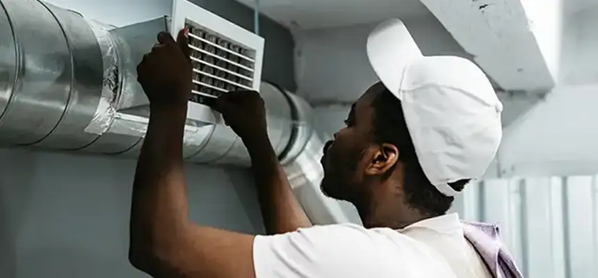 Our Licensed And Insured Cleaners in Chicago Heights, IL